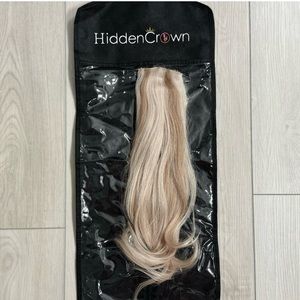 Hidden Crown bungee 18” ponytail ash light blonde w/ lowlights | #60/8